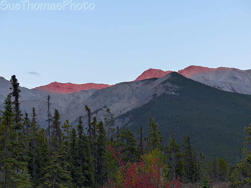 Sun setting on the mountains