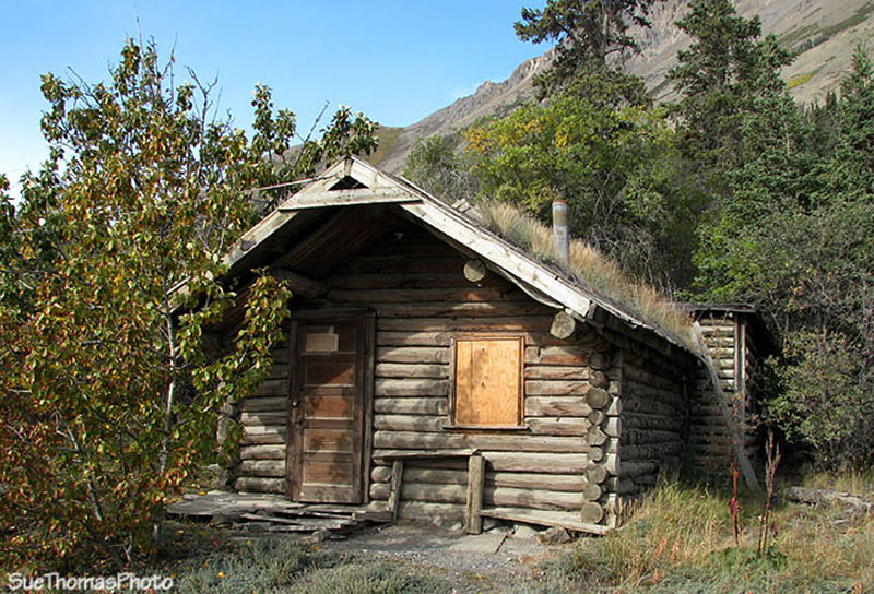 Cabin at Kluane Lake, Yukon