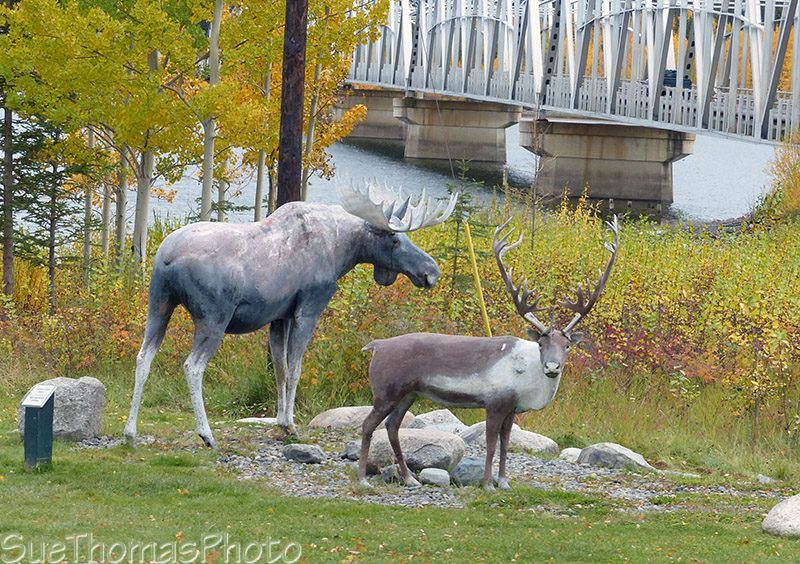 statues at Teslin