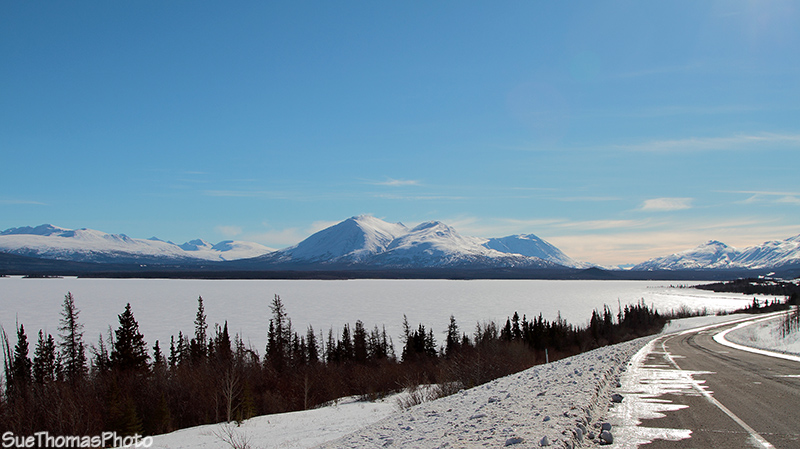 Haines Highway - Dezadeash Lake